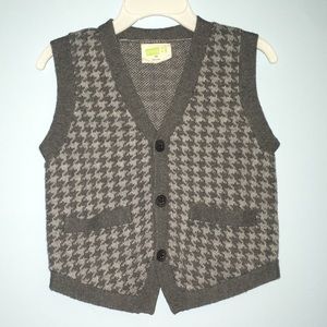 CLOSET CLOSING! Boys 3T soft houndstooth vest